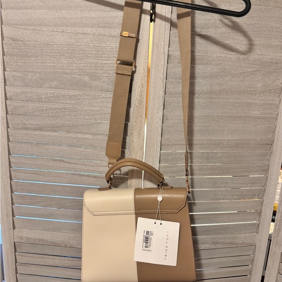 Trina Turk Leather Top Handle Satchel Handbag With Crossbody Strap NWT - Picture 3 of 11